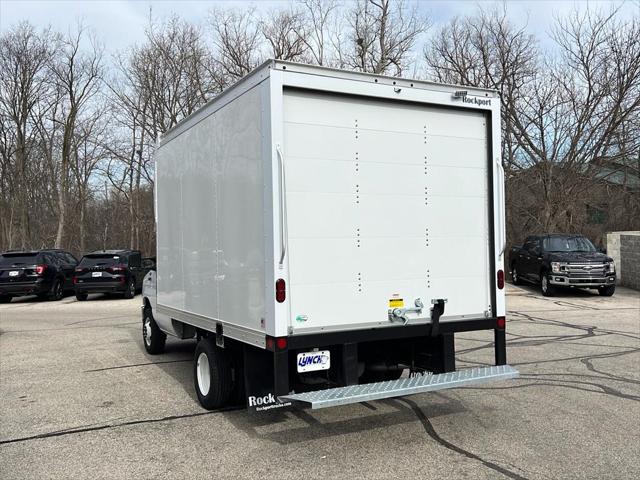 2025 Ford E-350 Cutaway Base
