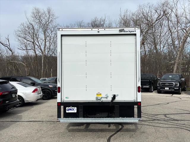 2025 Ford E-350 Cutaway Base