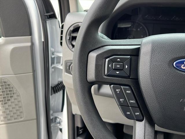 2025 Ford E-350 Cutaway Base