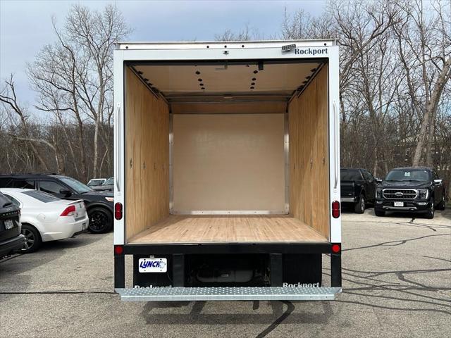 2025 Ford E-350 Cutaway Base