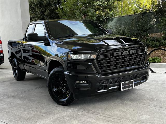 2025 RAM Ram 1500 RAM 1500 TRADESMAN QUAD CAB 4X4 64 BOX