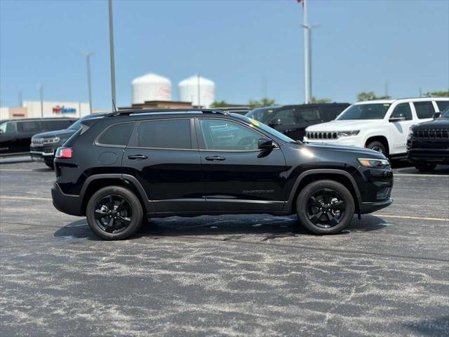 2023 Jeep Cherokee Altitude Lux 4x4