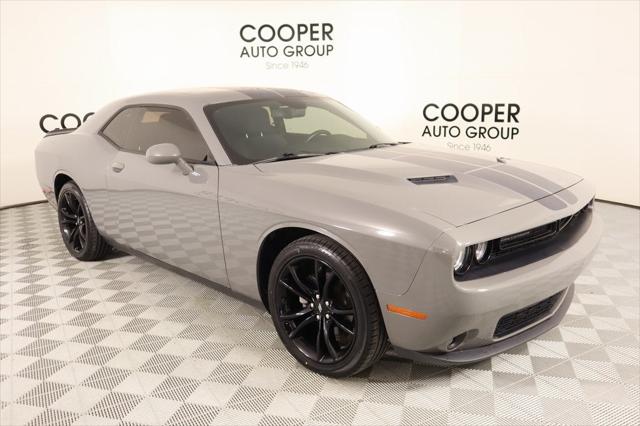 2017 Dodge Challenger SXT