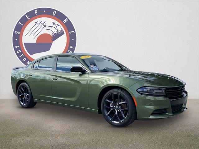 2021 Dodge Charger SXT RWD