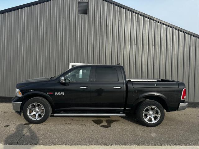 2018 RAM 1500 Laramie Crew Cab 4x4 57 Box