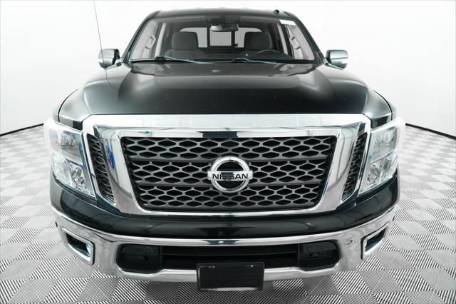 2018 Nissan TITAN SV