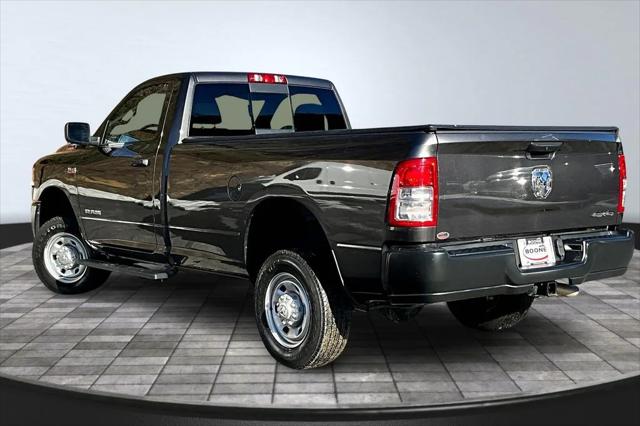 2022 RAM 2500 Tradesman Regular Cab 4x4 8 Box