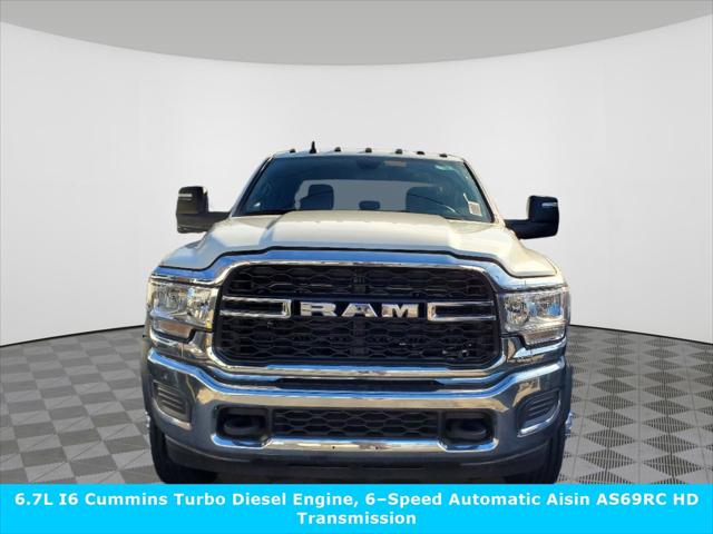 2024 RAM Ram 5500 Chassis Cab RAM 5500 TRADESMAN CHASSIS CREW CAB 4X4 60 CA