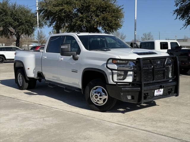 2022 Chevrolet Silverado 3500HD 4WD Crew Cab Long Bed LT