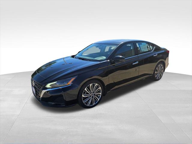 2023 Nissan Altima SL FWD