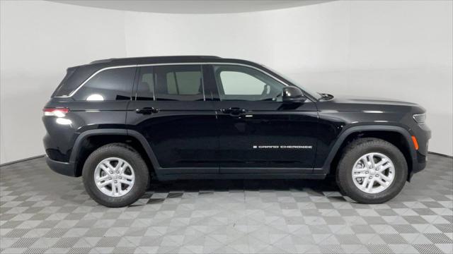 2024 Jeep Grand Cherokee Laredo 4x4