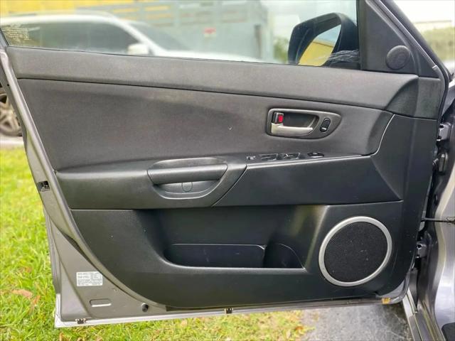 2005 Mazda Mazda3 s