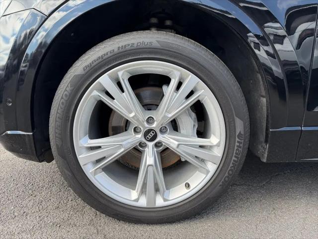 2021 Audi Q8 Premium Plus