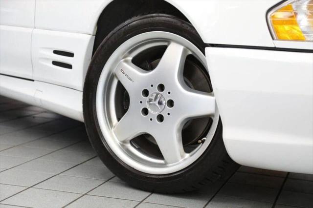 2001 Mercedes-Benz 500 SL 500 Roadster 2D