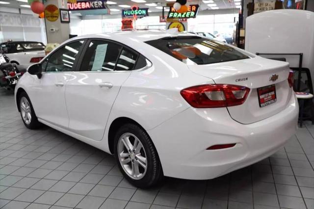 2017 Chevrolet Cruze LT Auto