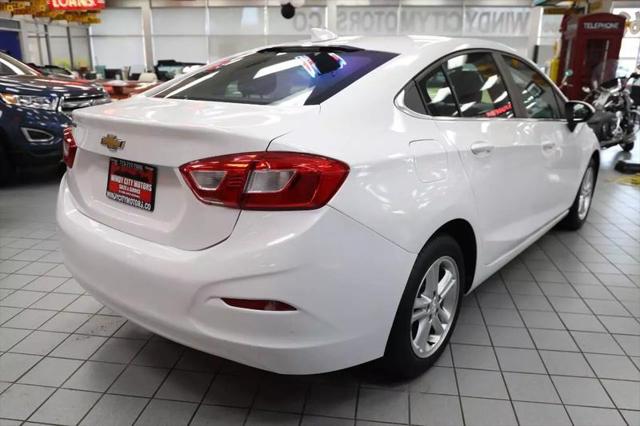 2017 Chevrolet Cruze LT Auto