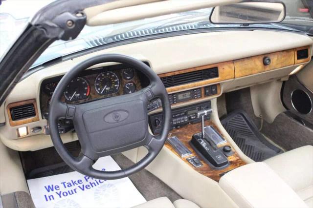 1993 Jaguar XJS XJS Convertible 2D
