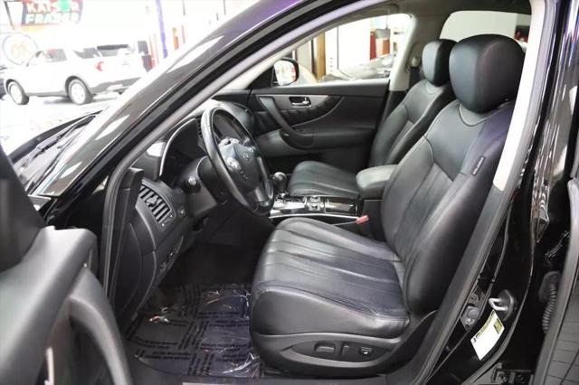 2016 INFINITI QX70 3.7 Sport Utility 4D
