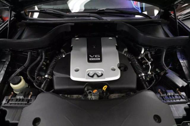 2016 INFINITI QX70 3.7 Sport Utility 4D