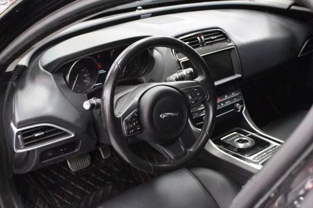 2019 Jaguar XE 25t