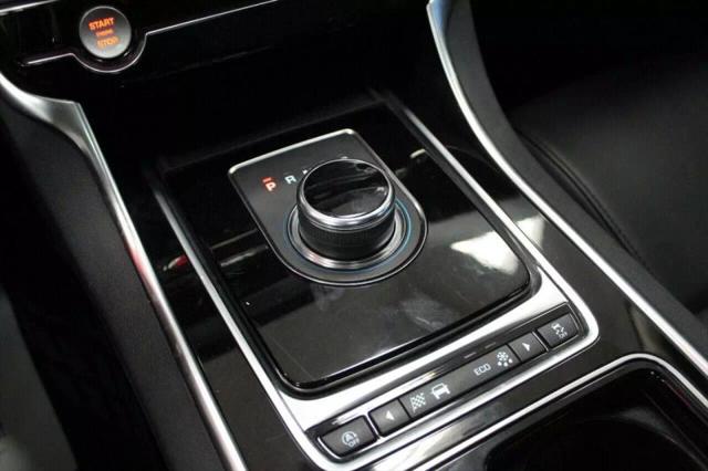 2019 Jaguar XE 25t