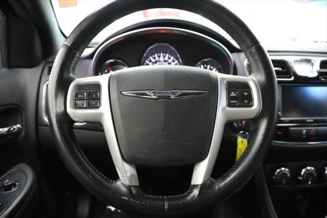 2012 Chrysler 200 Touring