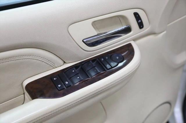 2007 Cadillac Escalade Standard