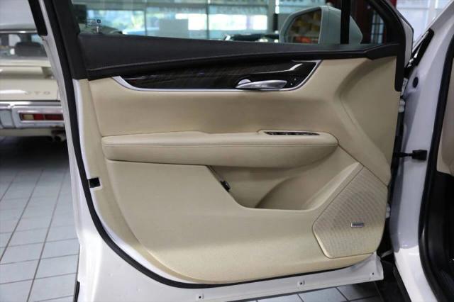 2018 Cadillac XT5 Standard