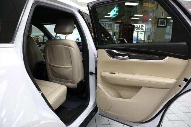 2018 Cadillac XT5 Standard