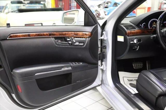2010 Mercedes-Benz S 63 AMG S 63 AMG Sedan 4D