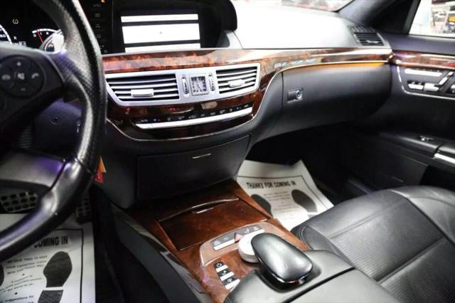 2010 Mercedes-Benz S 63 AMG S 63 AMG Sedan 4D