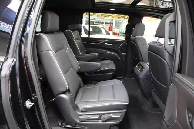 2023 Cadillac Escalade ESV 4WD Premium Luxury