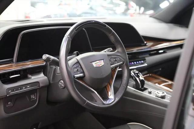 2023 Cadillac Escalade ESV 4WD Premium Luxury