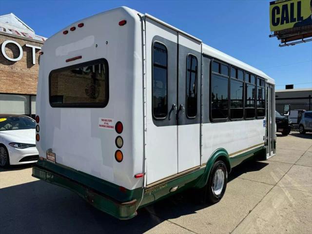 2008 Ford Econoline E450 Cube Van 12'
