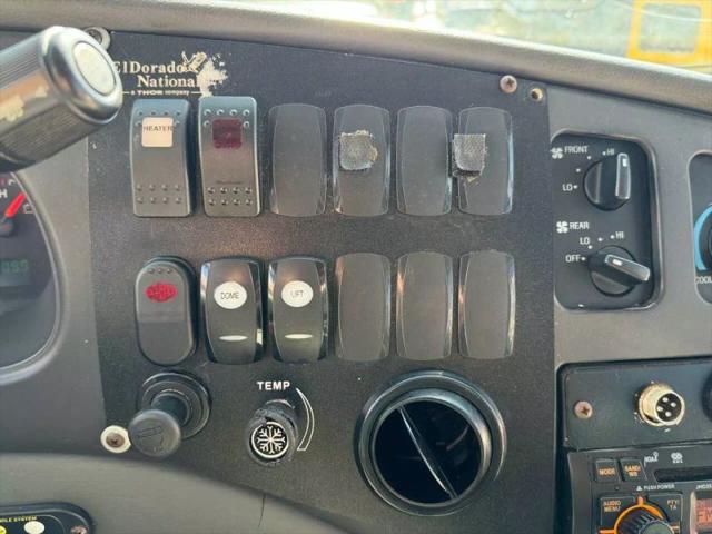 2008 Ford Econoline E450 Cube Van 12'
