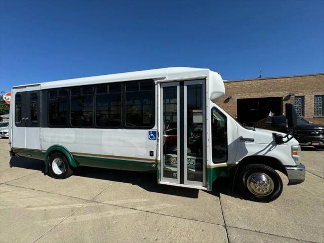 2008 Ford Econoline E450 Cube Van 12'