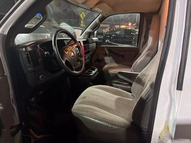 2016 Chevrolet Express Cutaway 3500