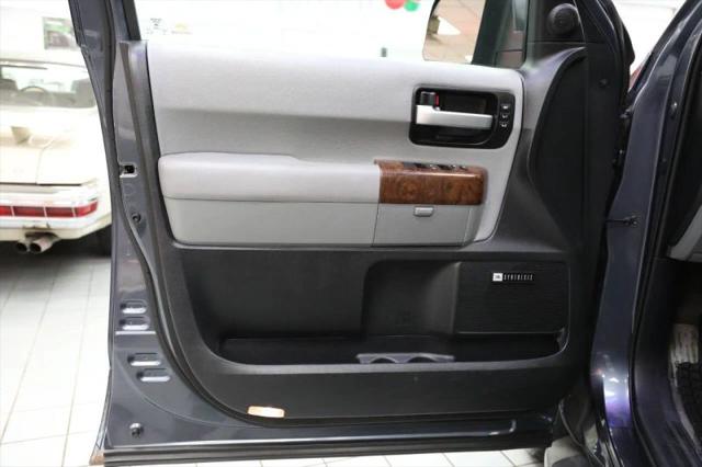 2010 Toyota Sequoia Platinum 5.7L V8