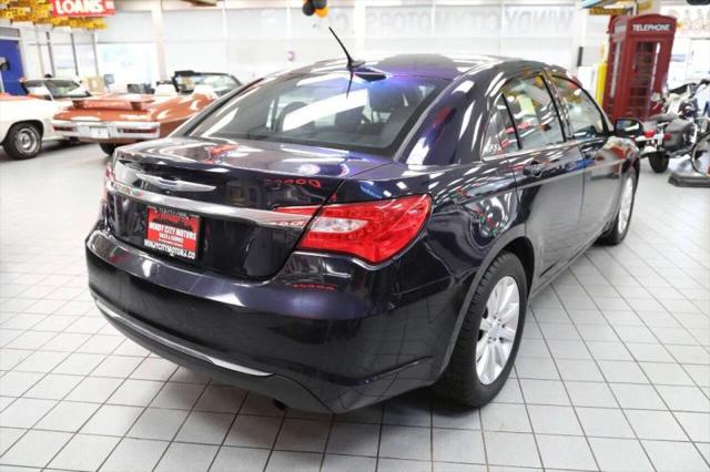 2012 Chrysler 200 Touring