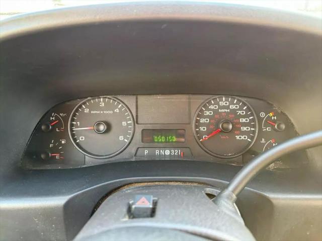 2007 Ford F-450 141 W.B. 2D
