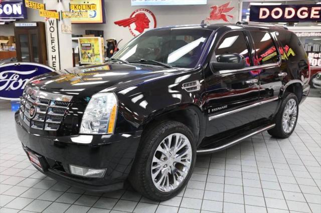2007 Cadillac Escalade Standard