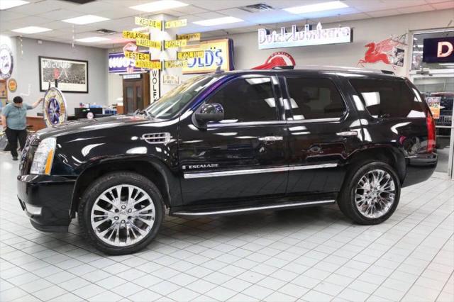 2007 Cadillac Escalade Standard