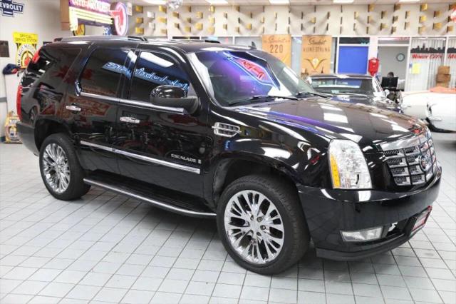 2007 Cadillac Escalade Standard