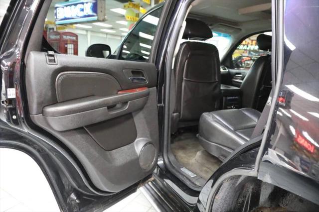 2007 Cadillac Escalade Standard
