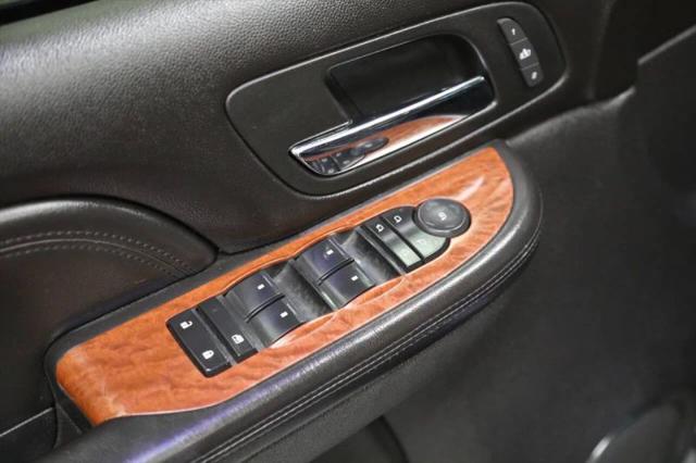 2007 Cadillac Escalade Standard