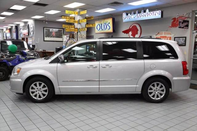2011 Chrysler Town & Country Touring-L