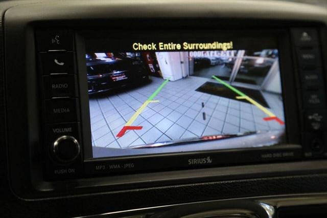 2011 Chrysler Town & Country Touring-L