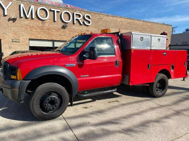 2006 Ford F-450 141 W.B. 2D