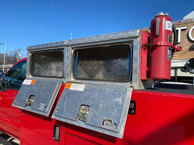 2006 Ford F-450 141 W.B. 2D