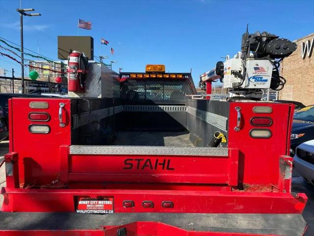2006 Ford F-450 141 W.B. 2D